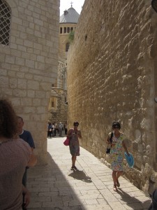 The path to the Caenaculum.